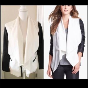Kenzie white jacket with leather sleeves